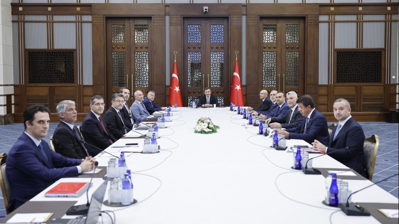 Ekonomi Koordinasyon Kurulu OVP gündemiyle toplandı