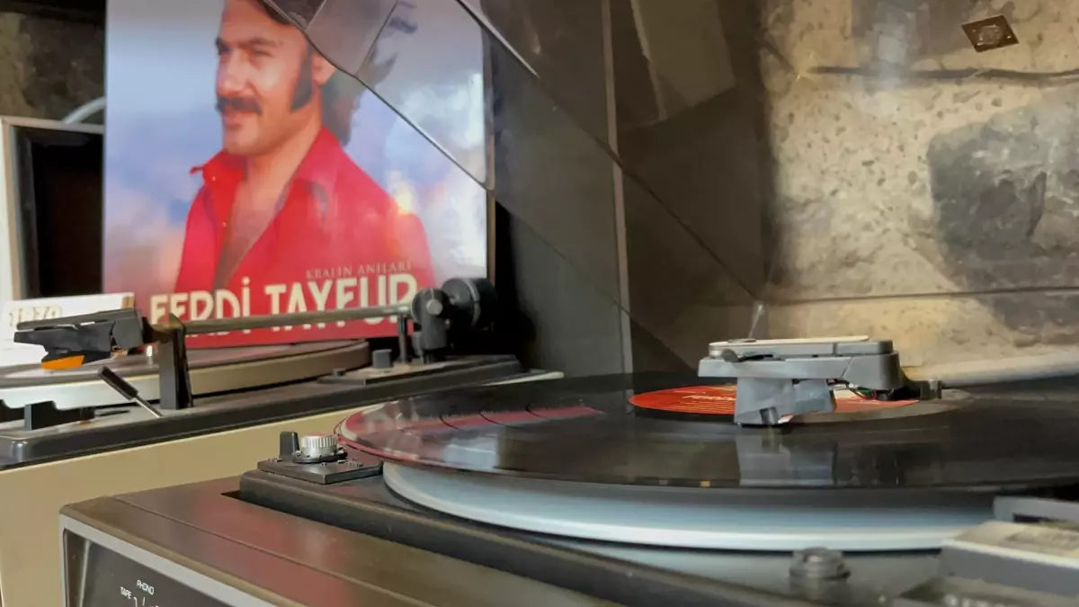 Ferdi Tayfur’un Şarkıları Ankara Kalesi’nde Yankılandı